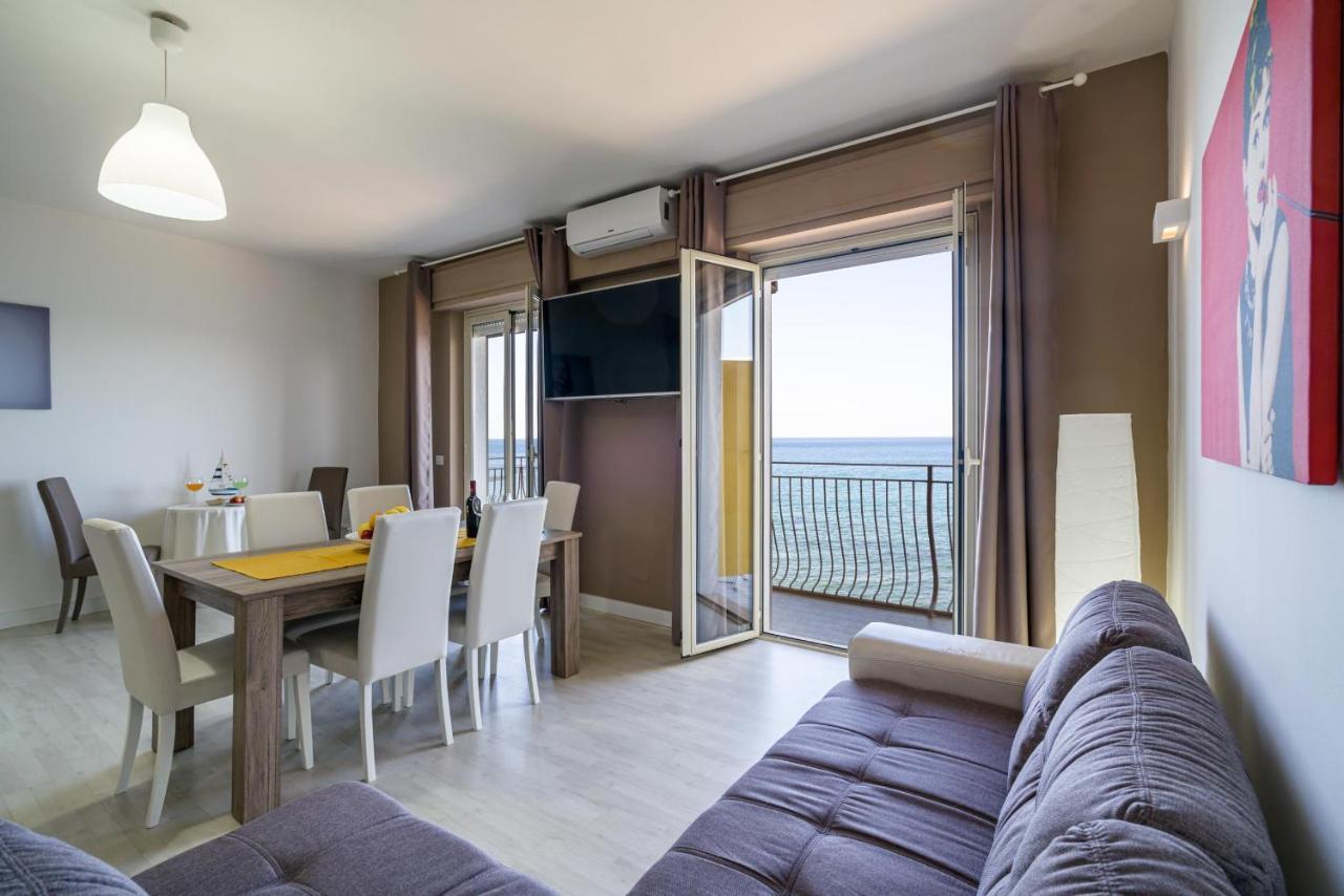 Appartamento Loft Panorama di Naxos Giardini Naxos Esterno foto