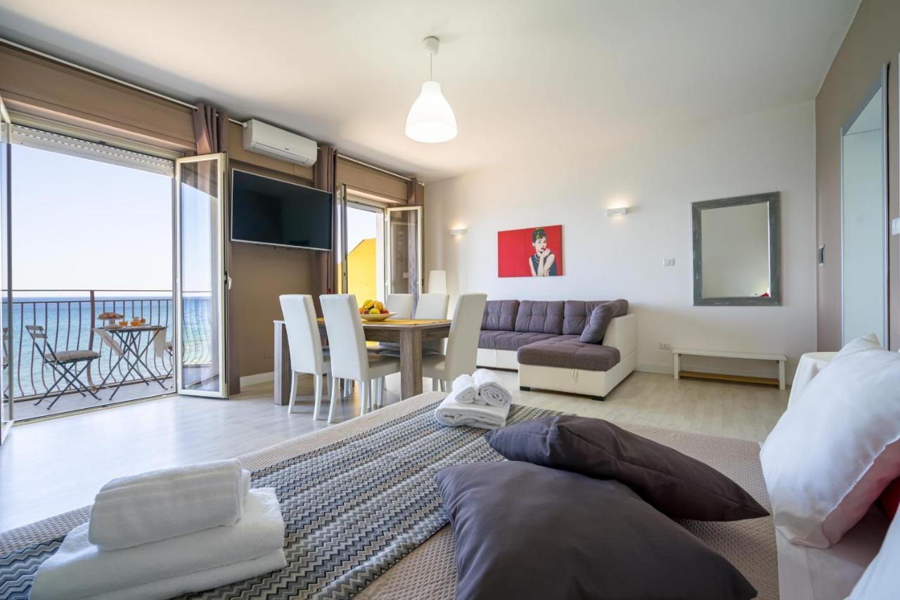 Appartamento Loft Panorama di Naxos Giardini Naxos Esterno foto