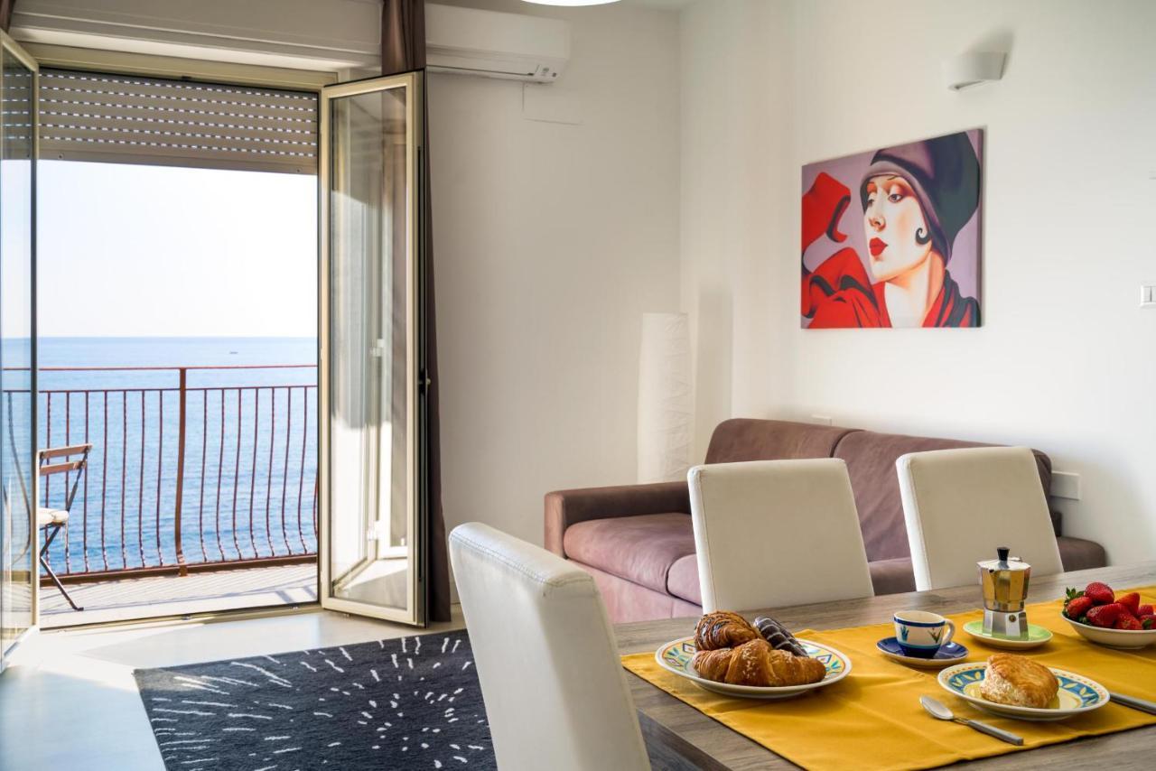 Appartamento Loft Panorama di Naxos Giardini Naxos Esterno foto