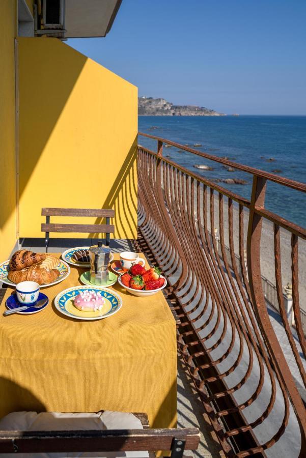 Appartamento Loft Panorama di Naxos Giardini Naxos Esterno foto